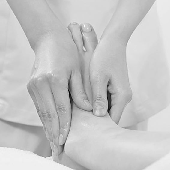 FOOT REFLEXOLOGY - QoQo Massage Clinics